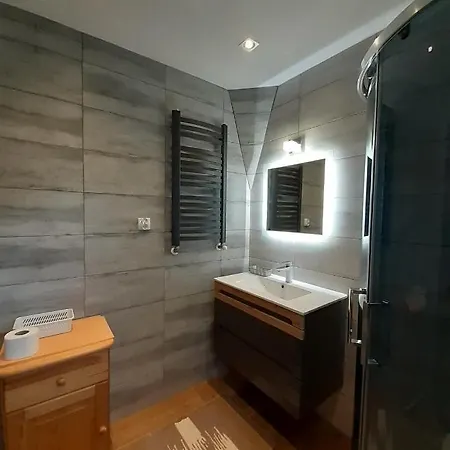 Anna Quarto em Acomodações Particulares *