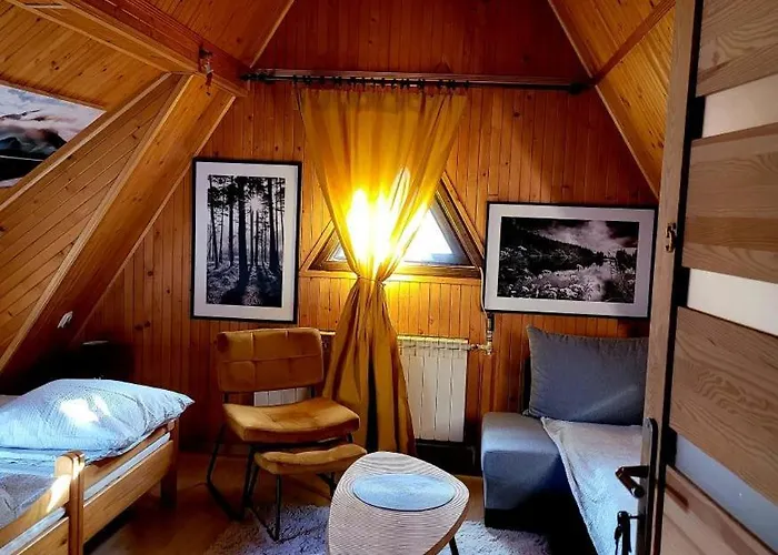 威拉安娜旅馆 *